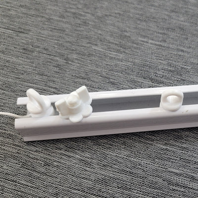 Curtain Track Stop – Adjustable & Reusable Curtain Rail Clip (White) | Fits multiple Wave/ Riplefold Tracks